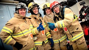 SUPERHÉROS documentaire de la réalisatrice Nathalie Ducharme sur le métier de pompier au Québec produit par Médias Big Deal Productions présenté à CANAL D